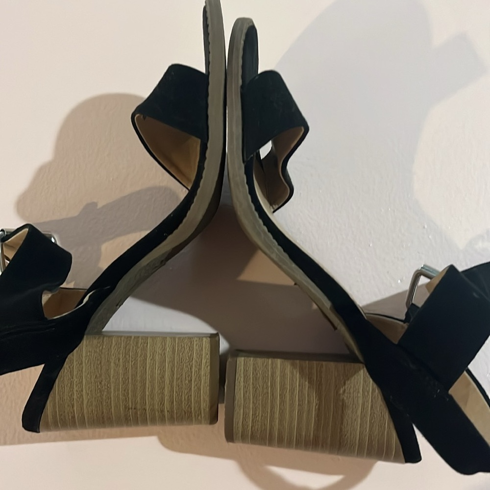 Women’s black sandal heels - Picture 4 of 5
